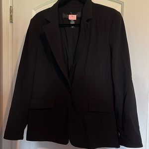 Women’s lined blazer
